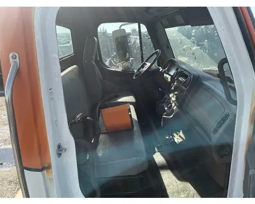 FREIGHTLINER M2 106 Cab Assembly