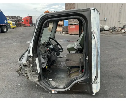 FREIGHTLINER M2 106 Cab Assembly