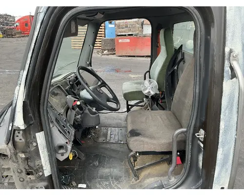 FREIGHTLINER M2 106 Cab Assembly