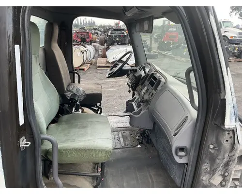 FREIGHTLINER M2 106 Cab Assembly