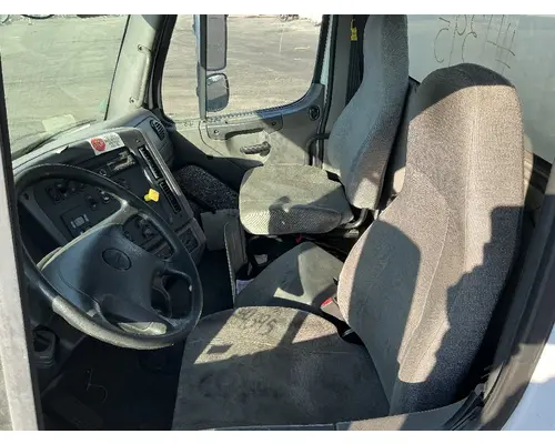 FREIGHTLINER M2 106 Cab Assembly