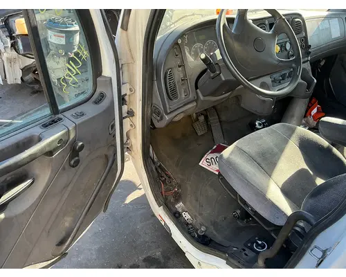 FREIGHTLINER M2 106 Cab Assembly