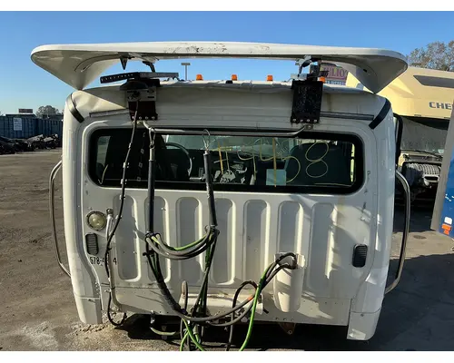 FREIGHTLINER M2 106 Cab Assembly