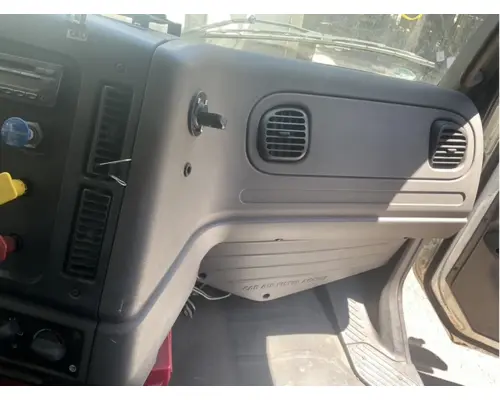 FREIGHTLINER M2 106 Cab Assembly
