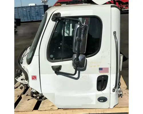 FREIGHTLINER M2 106 Cab Assembly