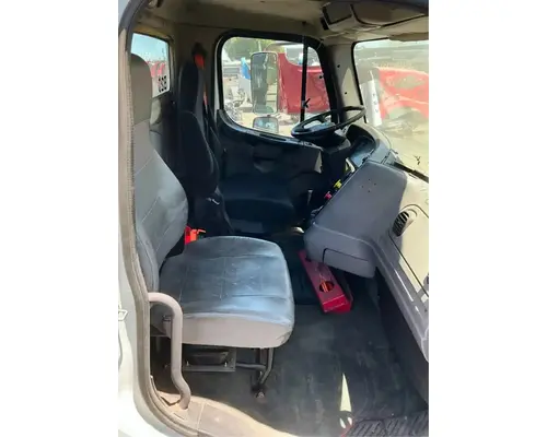 FREIGHTLINER M2 106 Cab Assembly