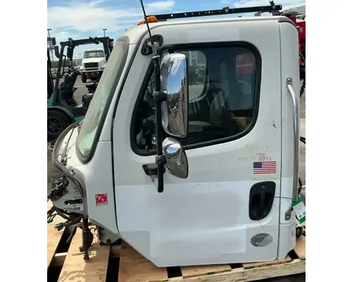 FREIGHTLINER M2 106 Cab Assembly