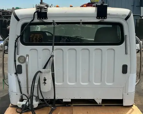FREIGHTLINER M2 106 Cab Assembly