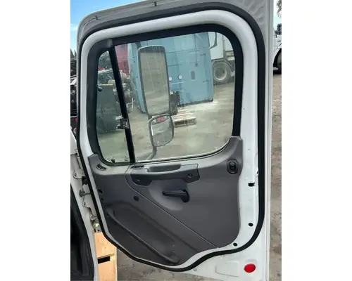 FREIGHTLINER M2 106 Cab Assembly