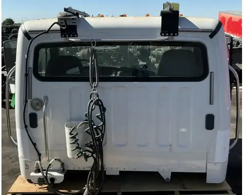 FREIGHTLINER M2 106 Cab Assembly