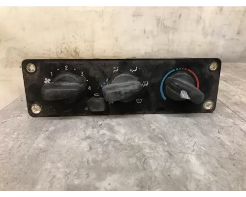 FREIGHTLINER M2-106 Cab Misc. Interior Parts