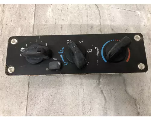 FREIGHTLINER M2-106 Cab Misc. Interior Parts
