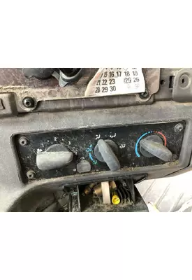 FREIGHTLINER M2-106 Cab Misc. Interior Parts