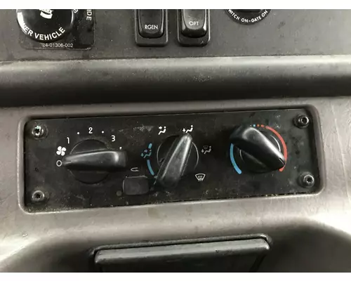 FREIGHTLINER M2-106 Cab Misc. Interior Parts