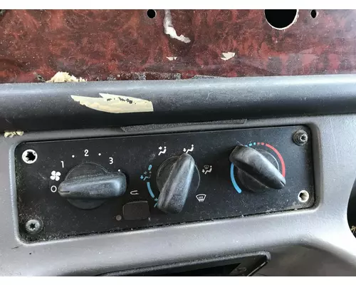 FREIGHTLINER M2-106 Cab Misc. Interior Parts