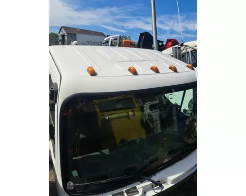 FREIGHTLINER M2 106 Cab Mount