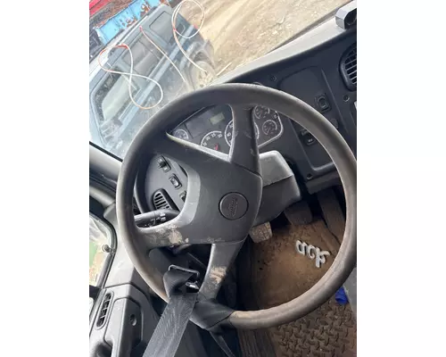 FREIGHTLINER M2 106 Cab Mount