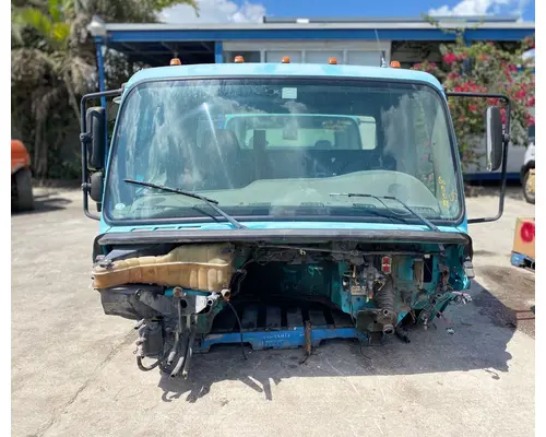 FREIGHTLINER M2 106 Cab