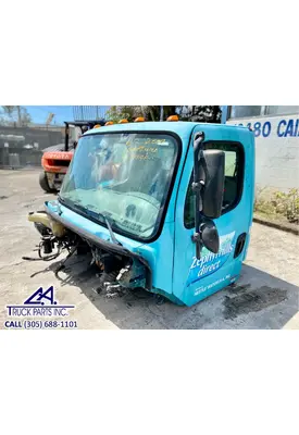 FREIGHTLINER M2 106 Cab