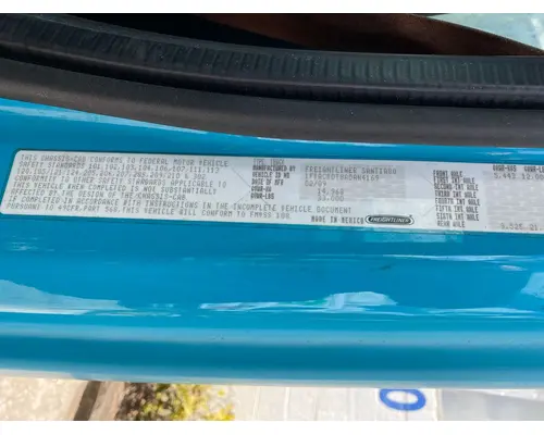 FREIGHTLINER M2 106 Cab