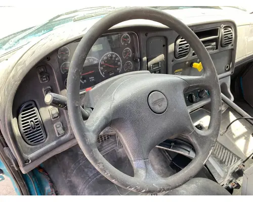 FREIGHTLINER M2 106 Cab