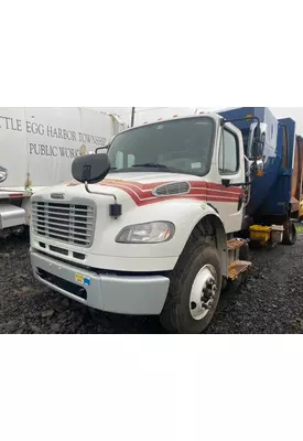 FREIGHTLINER M2 106 Cab