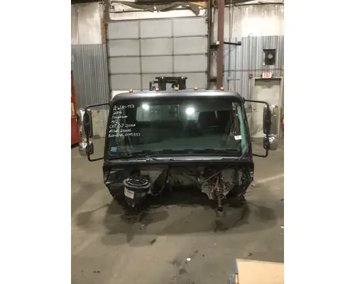 FREIGHTLINER M2-106 Cab