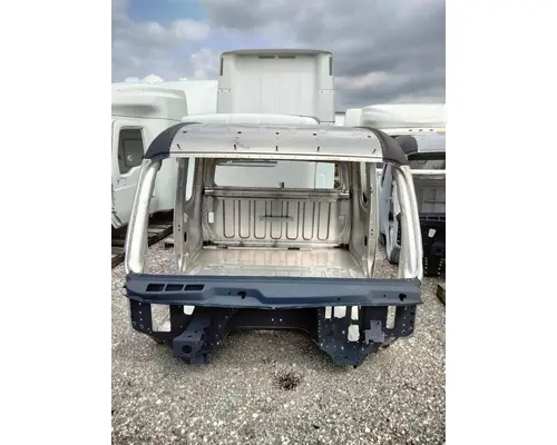 FREIGHTLINER M2-106 Cab