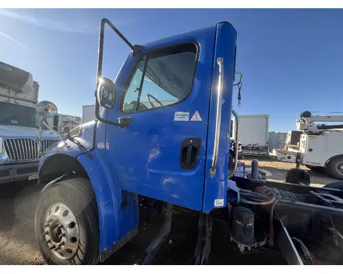 FREIGHTLINER M2 106 Cab