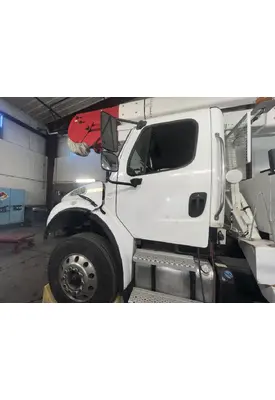 FREIGHTLINER M2 106 Cab