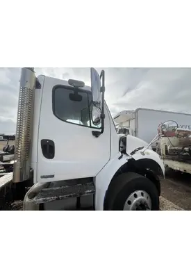 FREIGHTLINER M2 106 Cab