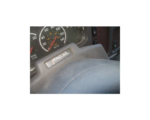 FREIGHTLINER M2 106 Cab