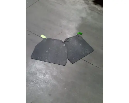 FREIGHTLINER M2-106 Carpet