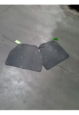 FREIGHTLINER M2-106 Carpet