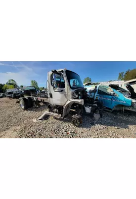 FREIGHTLINER M2 106 Catalytic Converter