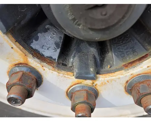 FREIGHTLINER M2 106 Complete Vehicle