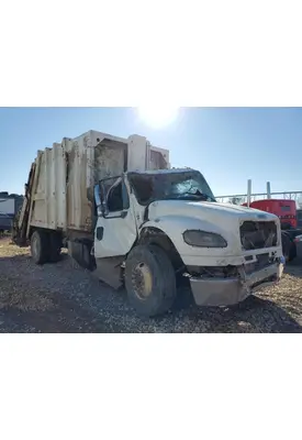 FREIGHTLINER M2 106 Complete Vehicle