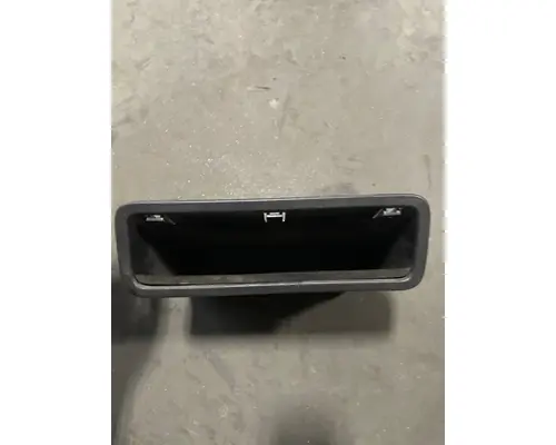 FREIGHTLINER M2-106 Console