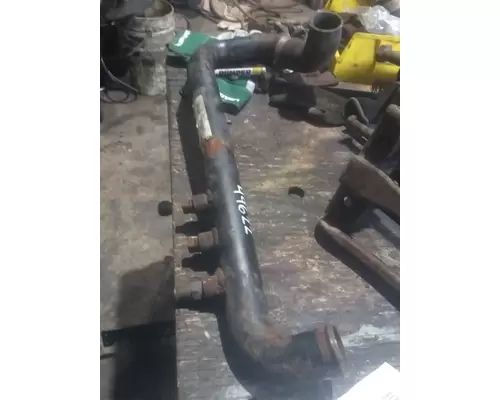 FREIGHTLINER M2 106 Coolant Piping