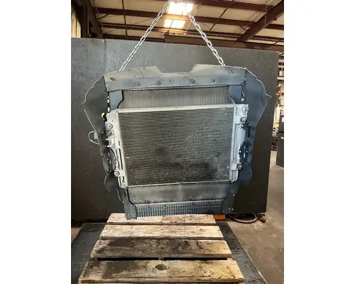 FREIGHTLINER M2 106 Cooling Assy. (Rad., Cond., ATAAC)