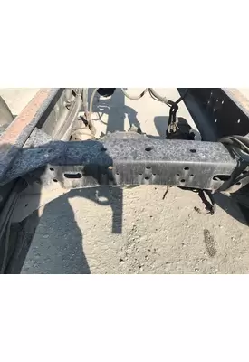 FREIGHTLINER M2 106 Crossmember
