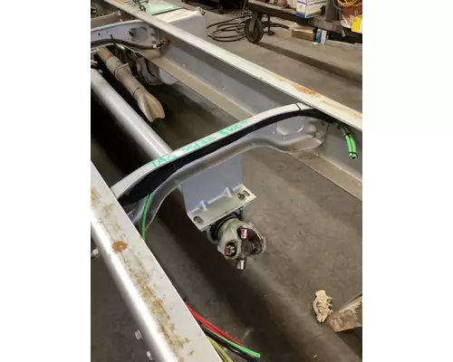 FREIGHTLINER M2 106 Crossmember