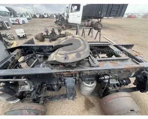 FREIGHTLINER M2 106 Cutoff