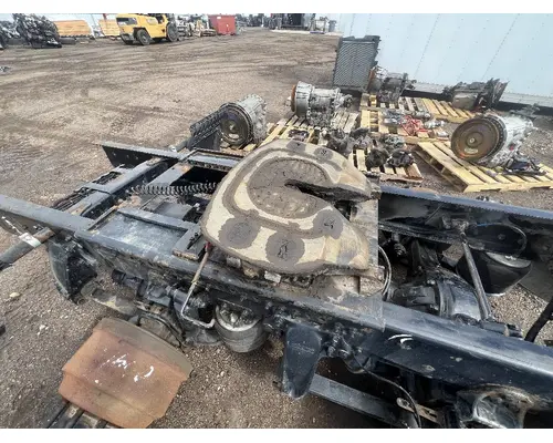 FREIGHTLINER M2 106 Cutoff
