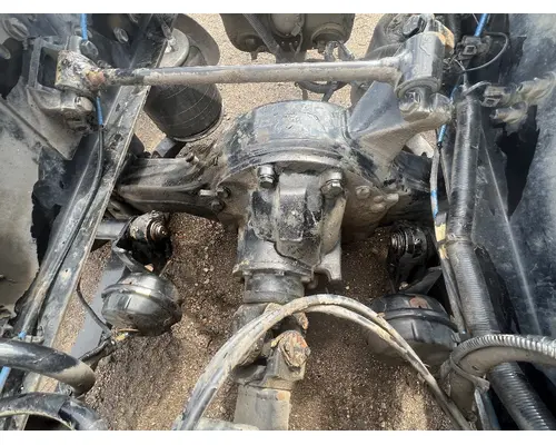 FREIGHTLINER M2 106 Cutoff