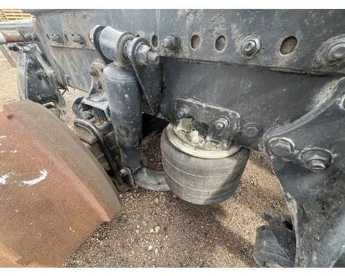 FREIGHTLINER M2 106 Cutoff