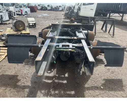 FREIGHTLINER M2 106 Cutoff