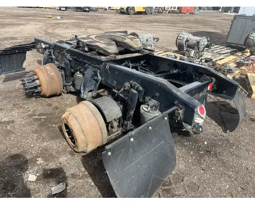 FREIGHTLINER M2 106 Cutoff
