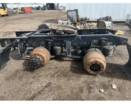 FREIGHTLINER M2 106 Cutoff