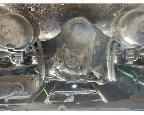 FREIGHTLINER M2 106 Cutoff